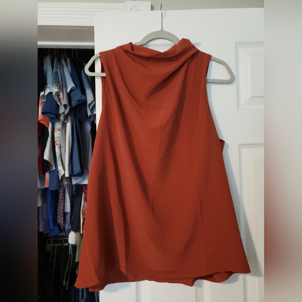 Women's sleeveless top